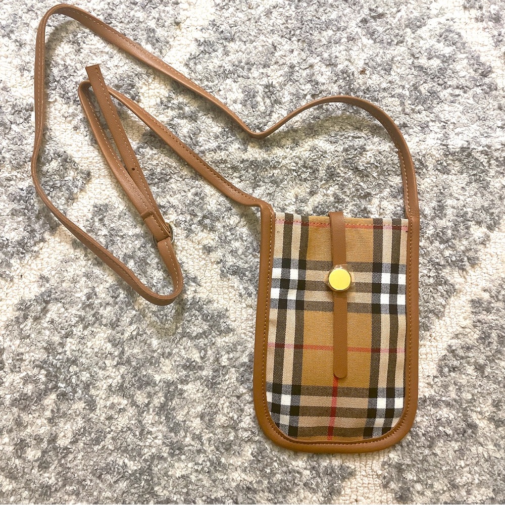 phone holder crossbody bag